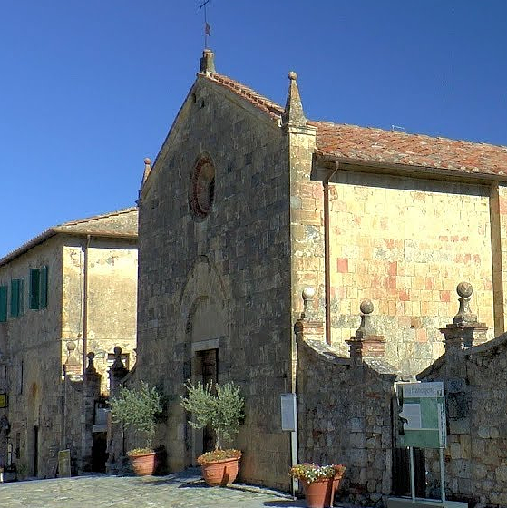 monteriggioni-chiesa1.png